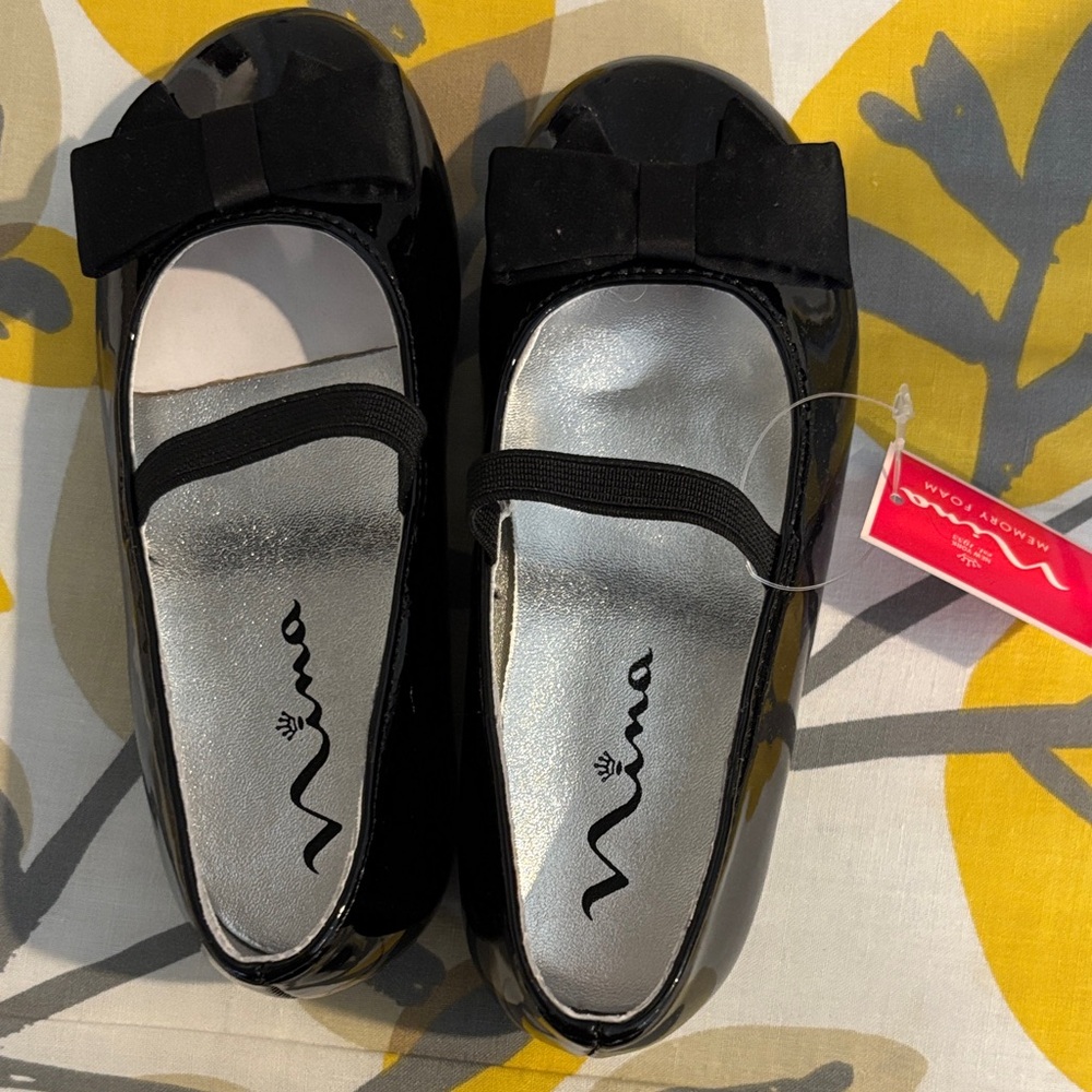 Nina Kids Black Patent Dress Shoes